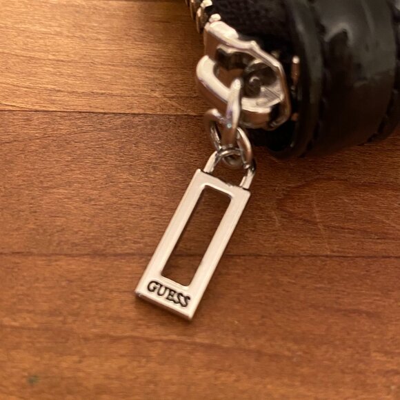 GUESS Clutch Wallet Los Angeles 1981 Black Croc with Zip Around Closure - Picture 7 of 7